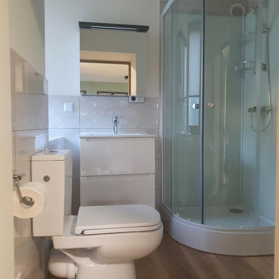 Albatros Room With Bathroom Warschau Exterior foto